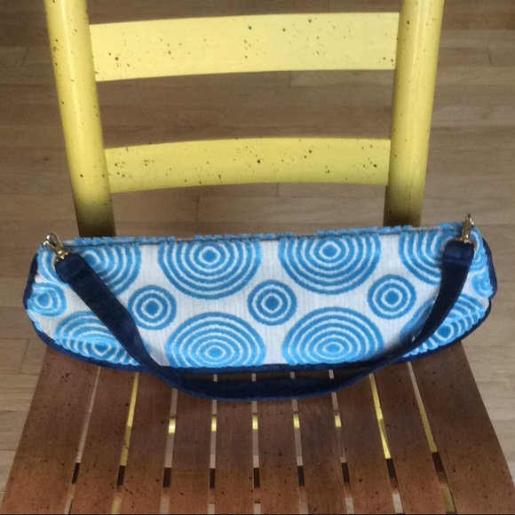 Offhand Designs Handbags - NWOT Offhand Design Carpet Knitting, Sewing Bag